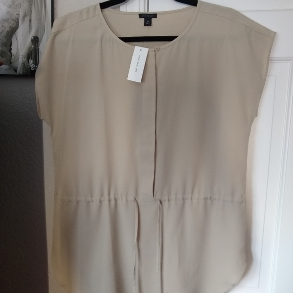 Anne Taylor Gathered Blouse - Picture 4 of 4